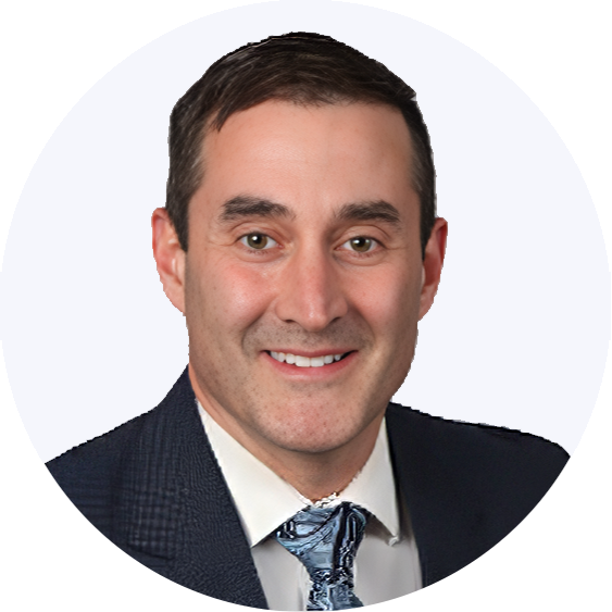 Derek Amery headshot